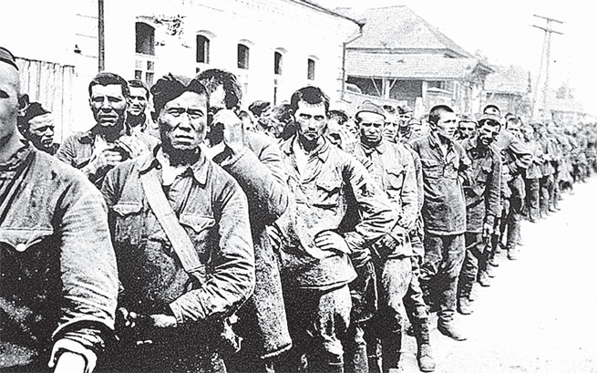 Иллюстрация к книге — Предатели в русской истории. 1000 лет коварства, ренегатства, хитрости, дезертирства, клятвопреступлений и государственных измен… [i_059.jpg]