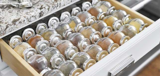 Иллюстрация к книге — Мой безупречный дом. Искусство организации пространства и создания стильного интерьера [i_038.jpg]