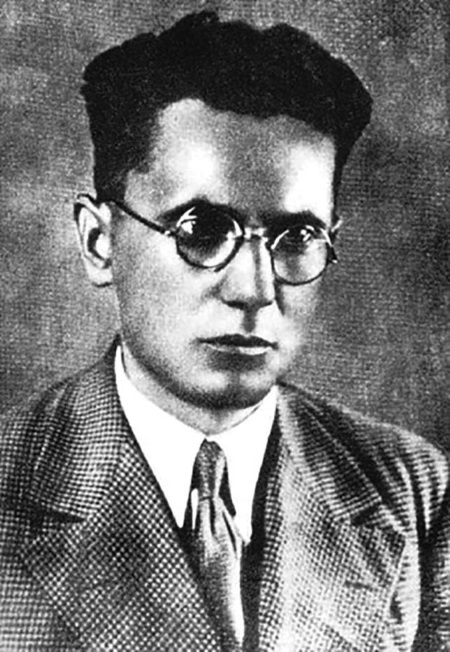 Иллюстрация к книге — Тито и товарищи [i_007.jpg]