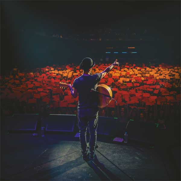 Иллюстрация к книге — BrainStorm: Ты не один. От песочницы до стадиона [i_148.jpg]