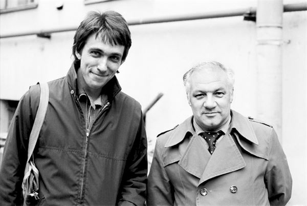 Иллюстрация к книге — Курехин. Шкипер о Капитане [i_021.jpg]