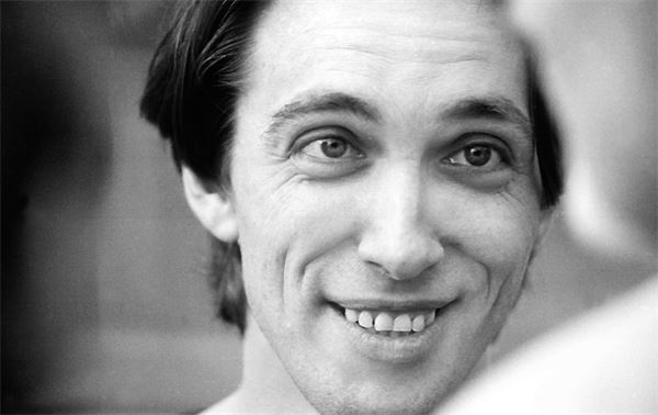 Иллюстрация к книге — Курехин. Шкипер о Капитане [i_063.jpg]