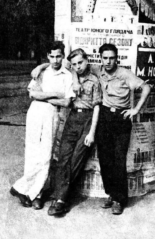 Иллюстрация к книге — Валерий Ободзинский. Цунами советской эстрады [i_014.jpg]