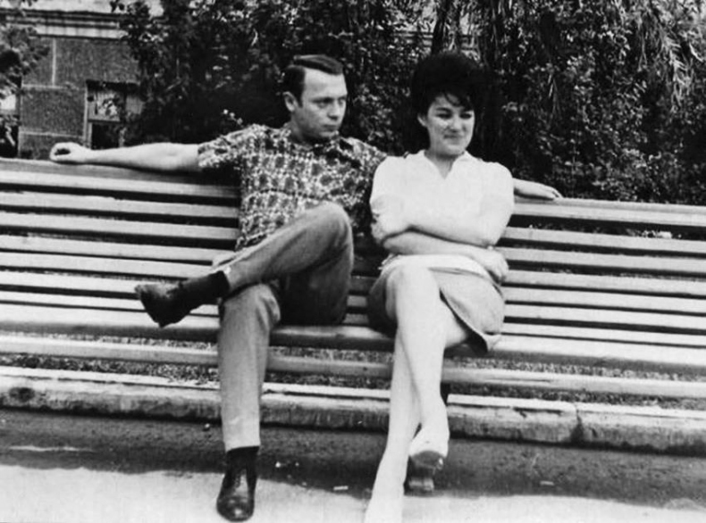 Иллюстрация к книге — Валерий Ободзинский. Цунами советской эстрады [i_026.jpg]