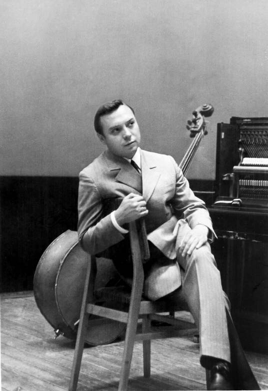 Иллюстрация к книге — Валерий Ободзинский. Цунами советской эстрады [i_030.jpg]