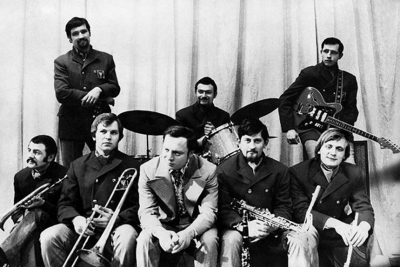 Иллюстрация к книге — Валерий Ободзинский. Цунами советской эстрады [i_042.jpg]