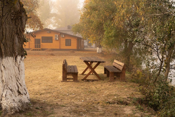 Иллюстрация к книге — И нас качают те же волны [_11.jpg]