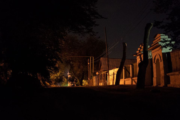 Иллюстрация к книге — И нас качают те же волны [_5.jpg]