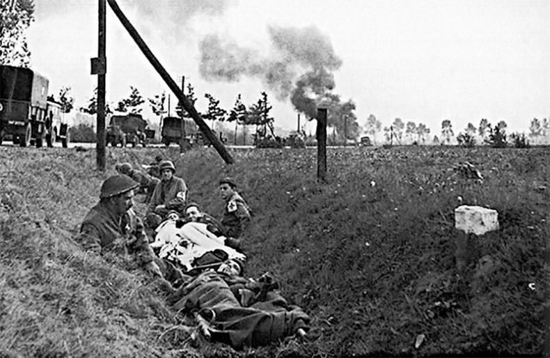 Иллюстрация к книге — Битва за Арнем. Крах операции «Маркет – Гарден», или Последняя победа Гитлера [i_046.jpg]