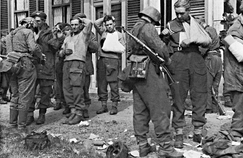 Иллюстрация к книге — Битва за Арнем. Крах операции «Маркет – Гарден», или Последняя победа Гитлера [i_063.jpg]