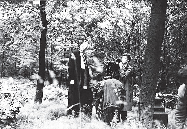 Иллюстрация к книге — Реаниматор культового кино [i_104.jpg]