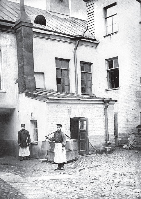 Иллюстрация к книге — Реаниматор культового кино [i_113.jpg]