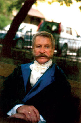 Иллюстрация к книге — Реаниматор культового кино [i_116.jpg]