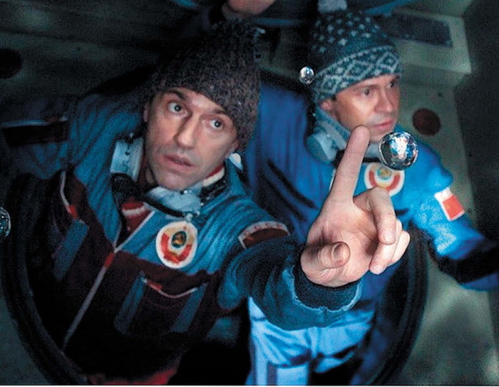 Иллюстрация к книге — Миражи советского. Очерки современного кино [i_031.jpg]