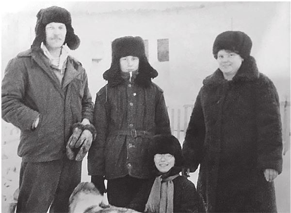 Иллюстрация к книге — Город Бонивур. Последняя великая стройка СССР [i_167.jpg]