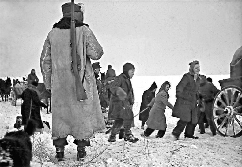 Иллюстрация к книге — Мобилизованная нация. Германия 1939–1945 [i_050.jpg]