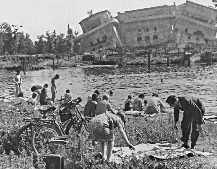 Иллюстрация к книге — Мобилизованная нация. Германия 1939–1945 [i_055.jpg]