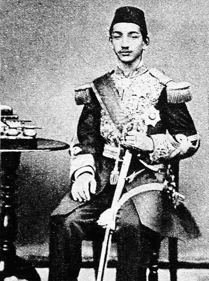 Иллюстрация к книге — Мой отец Абдул-Хамид, или Исповедь дочери последнего султана Османской империи [i_016.jpg]