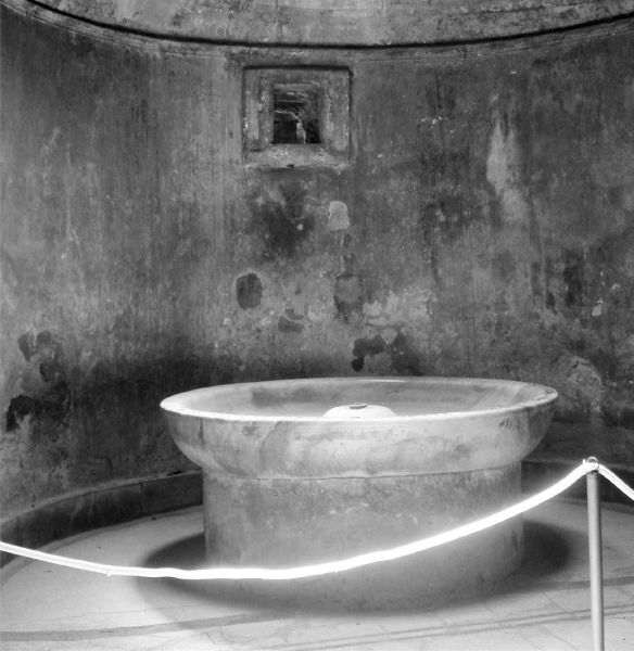 Иллюстрация к книге — Один день в Древнем Риме. 24 часа из жизни людей, живших там [i_015.jpg]