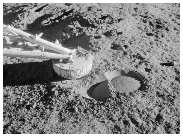 Иллюстрация к книге — Когда у Земли было две Луны. Планеты-каннибалы, ледяные гиганты, грязевые кометы и другие светила ночного неба [i_014.jpg]