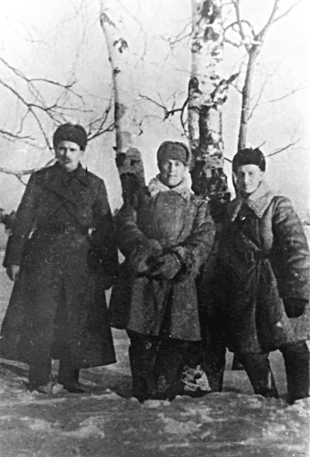 Иллюстрация к книге — Сотниковцы. История партизанского отряда [i_009.jpg]