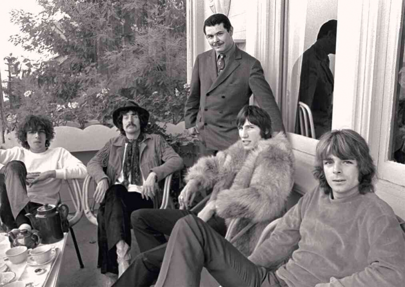 Иллюстрация к книге — Наизнанку. Личная история Pink Floyd [i_077.jpg]