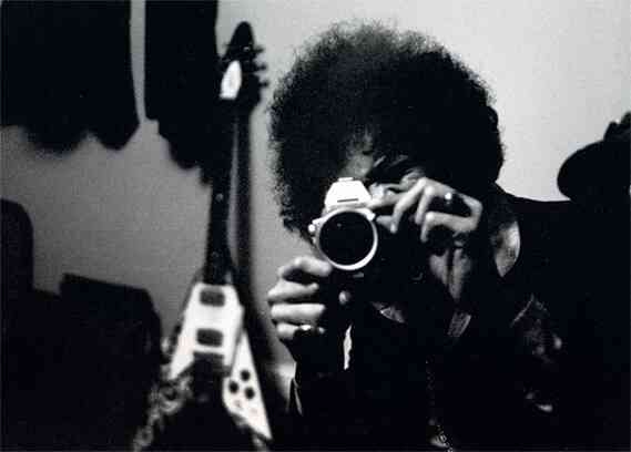 Иллюстрация к книге — Наизнанку. Личная история Pink Floyd [i_079.jpg]