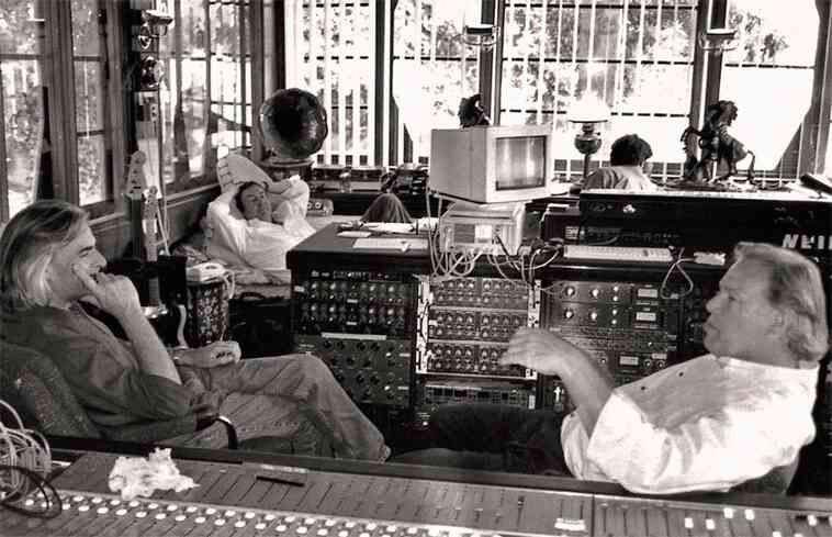 Иллюстрация к книге — Наизнанку. Личная история Pink Floyd [i_230.jpg]