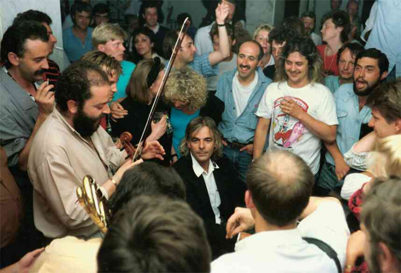 Иллюстрация к книге — Наизнанку. Личная история Pink Floyd [i_241.jpg]