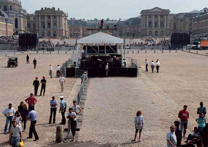 Иллюстрация к книге — Наизнанку. Личная история Pink Floyd [i_245.jpg]