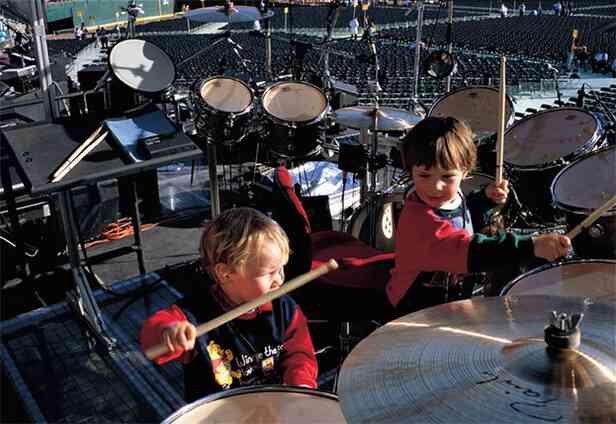 Иллюстрация к книге — Наизнанку. Личная история Pink Floyd [i_260.jpg]