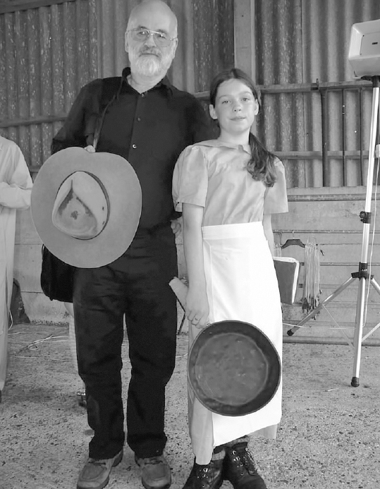 Иллюстрация к книге — Магия Терри Пратчетта. Биография творца Плоского мира [i_010.jpg]