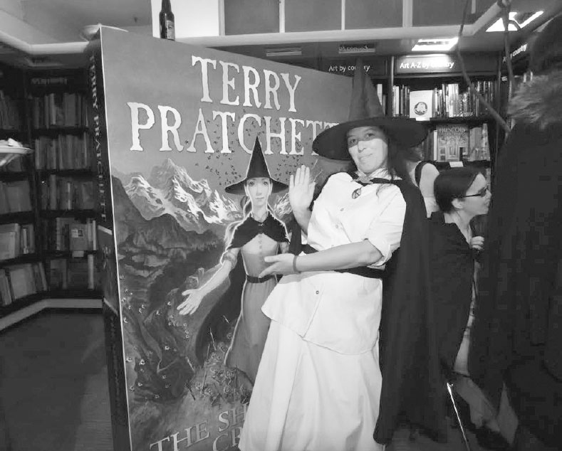 Иллюстрация к книге — Магия Терри Пратчетта. Биография творца Плоского мира [i_026.jpg]