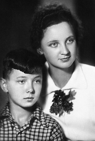 Иллюстрация к книге — Олег Даль. Я – инородный артист [i_009.jpg]