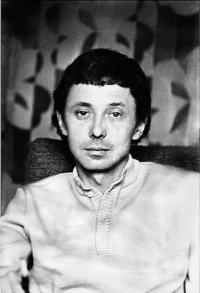 Иллюстрация к книге — Олег Даль. Я – инородный артист [i_011.jpg]