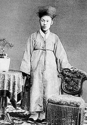 Иллюстрация к книге — Корея Южная и Северная. Полная история [i_083.jpg]