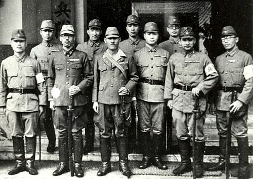 Иллюстрация к книге — Корея Южная и Северная. Полная история [i_099.jpg]