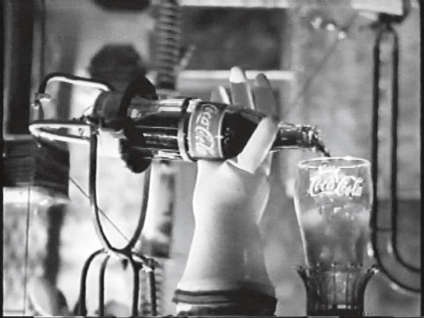 Иллюстрация к книге — Каждый инструмент – молоток. Правила жизни и творчества бессменного ведущего «Разрушителей легенд» [i_027.jpg]