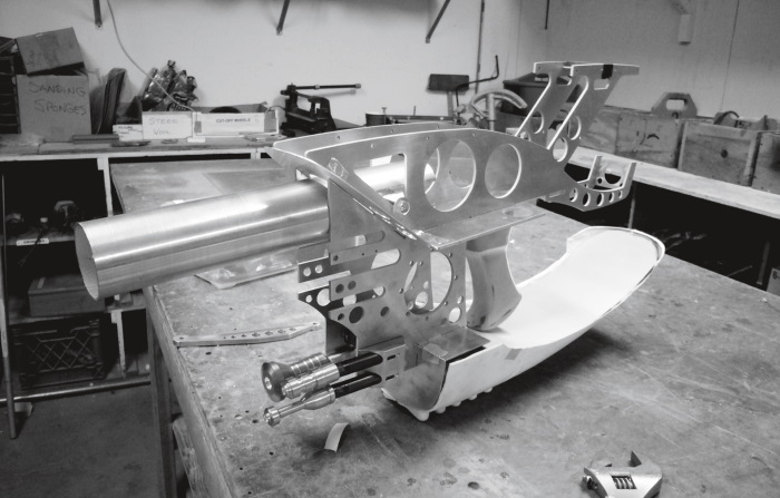 Иллюстрация к книге — Каждый инструмент – молоток. Правила жизни и творчества бессменного ведущего «Разрушителей легенд» [i_051.jpg]