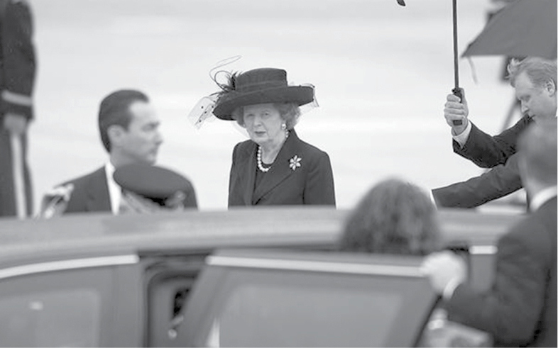 Иллюстрация к книге — Тэтчер. Великие личности в истории [i_027.jpg]