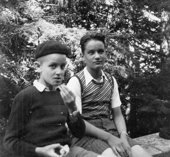 Иллюстрация к книге — Эволюция желания. Жизнь Рене Жирара [b00000011.jpg]