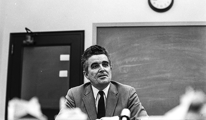 Иллюстрация к книге — Эволюция желания. Жизнь Рене Жирара [b00000039.jpg]