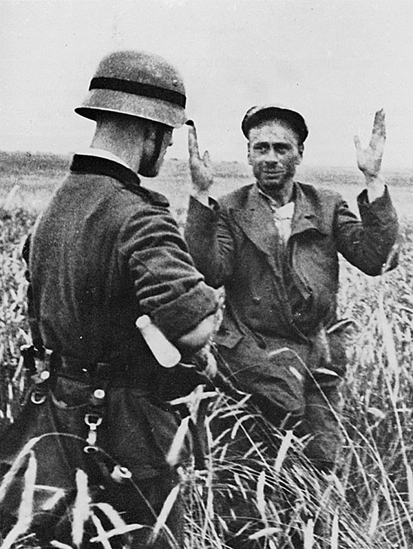 Иллюстрация к книге — Война в немецком тылу. Оккупационные власти против советских партизан. 1941—1944 [i_018.jpg]