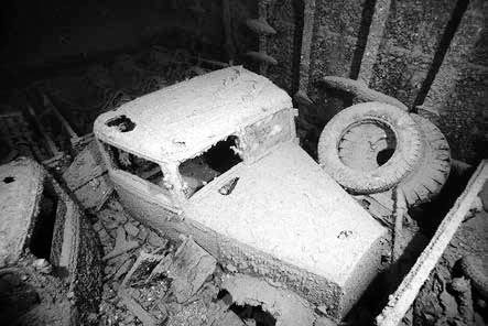 Иллюстрация к книге — Записки странствующего писателя о подводных погружениях и древних цивилизациях [i_008.jpg]