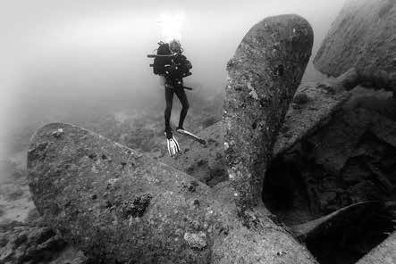 Иллюстрация к книге — Записки странствующего писателя о подводных погружениях и древних цивилизациях [i_009.jpg]