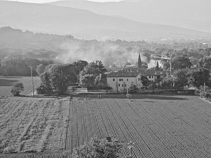 Иллюстрация к книге — Умбрия – зеленое сердце Италии. Тайна старого аббатства и печенье святого Франциска [i_049.jpg]