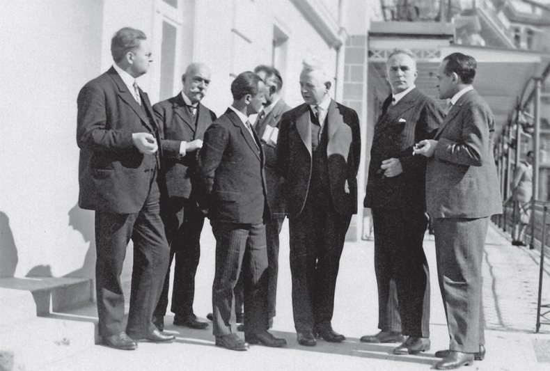 Иллюстрация к книге — Время магов. Великое десятилетие философии. 1919-1929 [i_004.jpg]