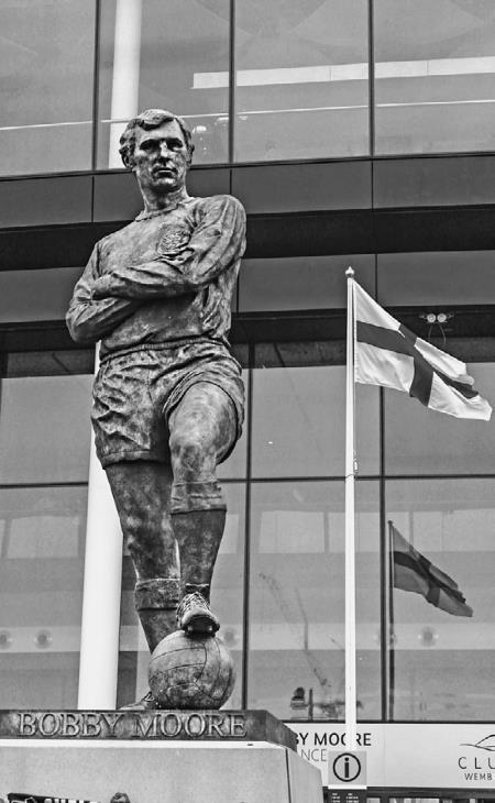 Иллюстрация к книге — Азбука футбола. Увлеки своего ребёнка самой популярной игрой! [i_044.jpg]