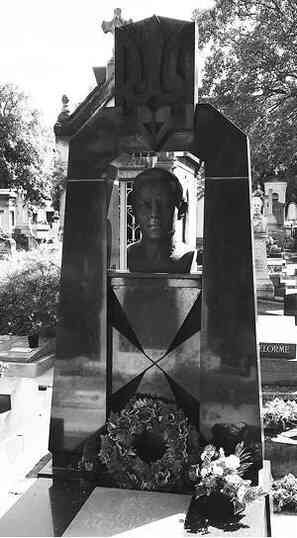 Иллюстрация к книге — Музеи смерти. Парижские и московские кладбища [i_059.jpg]