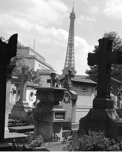 Иллюстрация к книге — Музеи смерти. Парижские и московские кладбища [i_078.jpg]